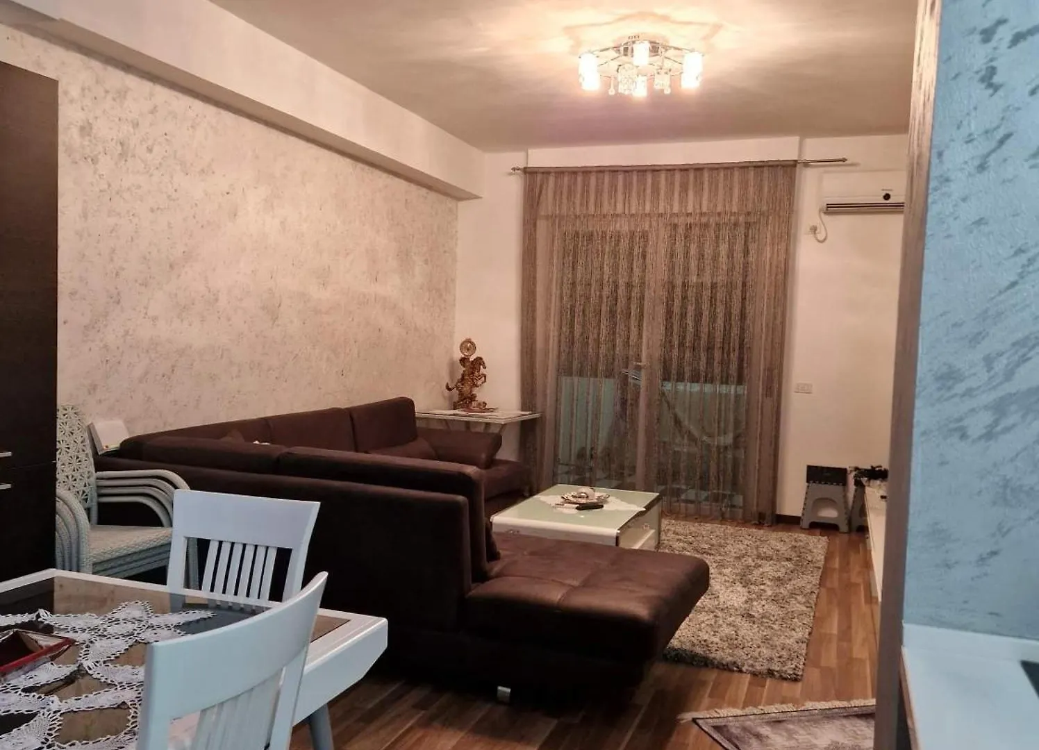 Apartament Me Qera Vlore 0*,