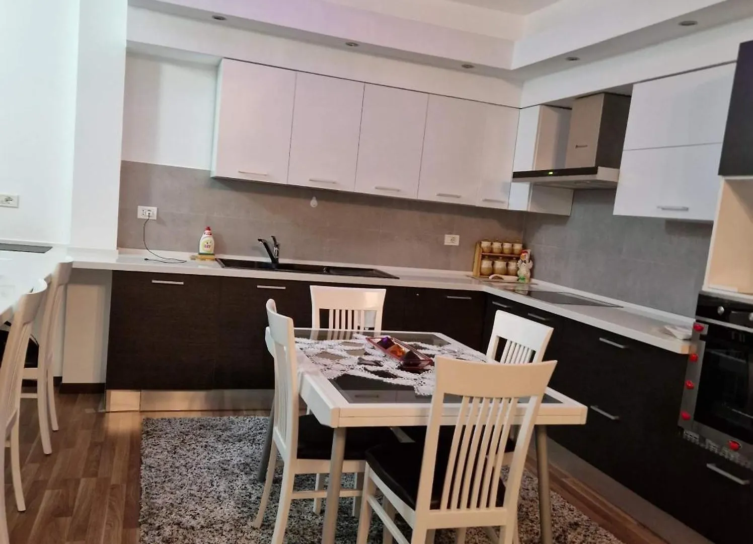 Apartament Me Qera Vlore Apartment
